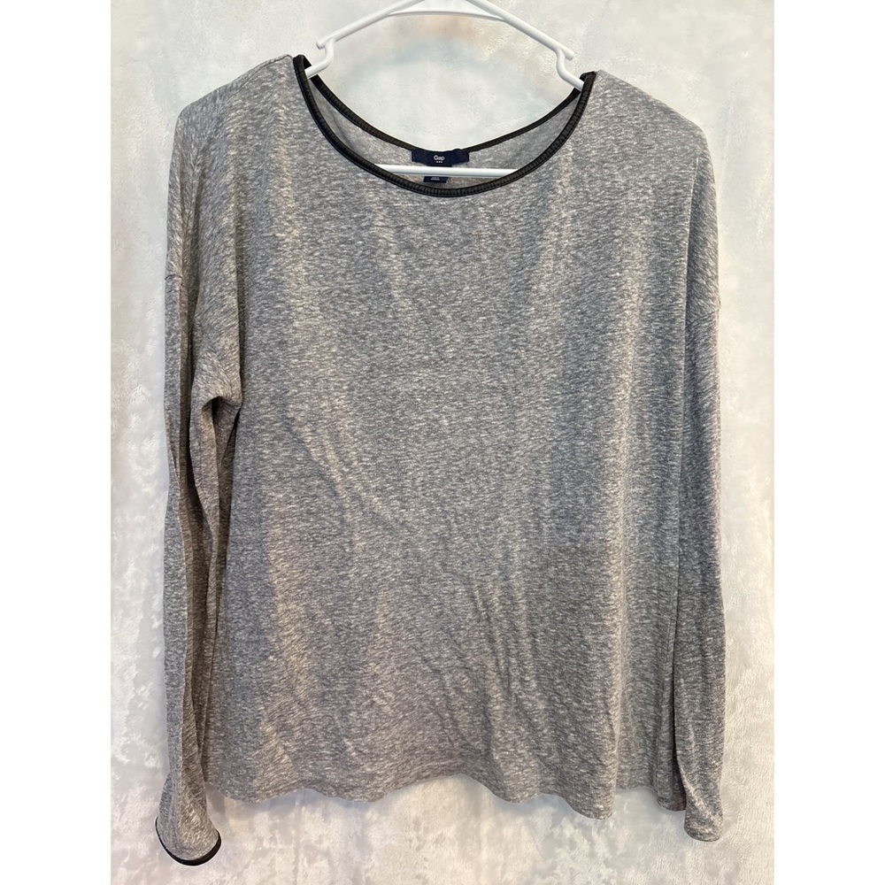 GAP Long Sleeve Top